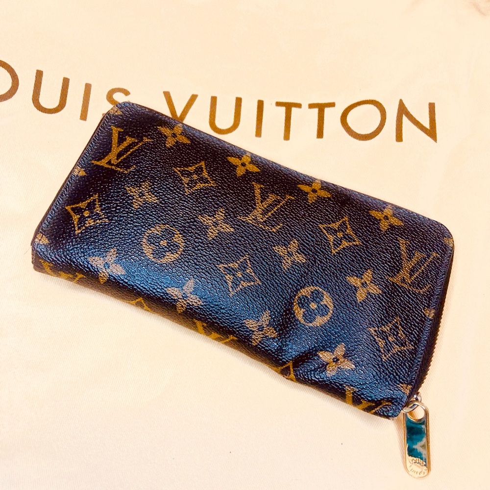 AUTH Louis Vuitton Zippy Wallet CA0155